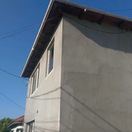Vila Sofia ホームステイ *